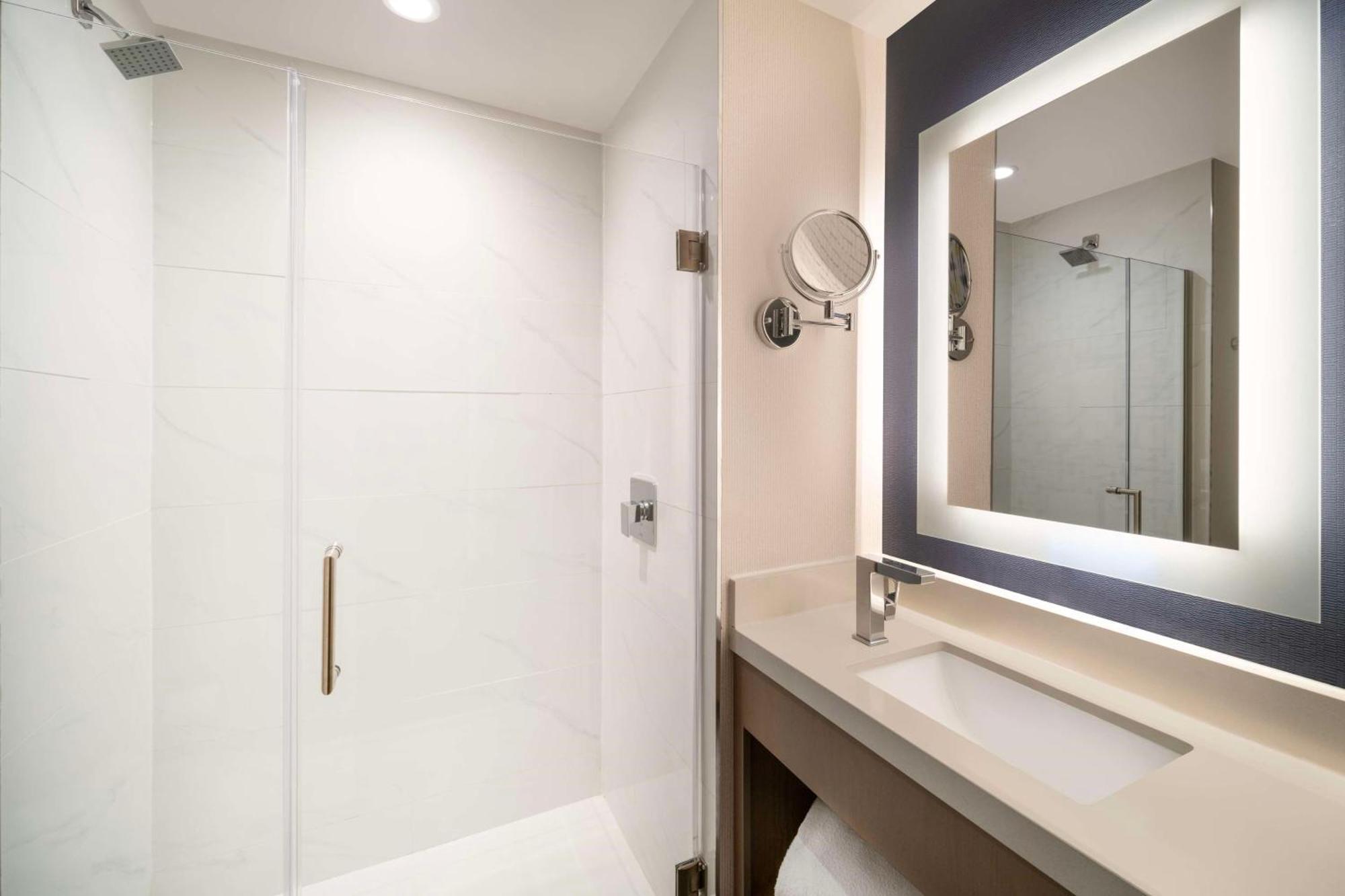 Doubletree By Hilton Long Island City, Ny New York Extérieur photo